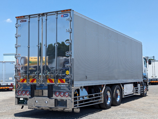 Isuzu giga Large Freezer box_body QPG-CYY77B(89513) 5枚目