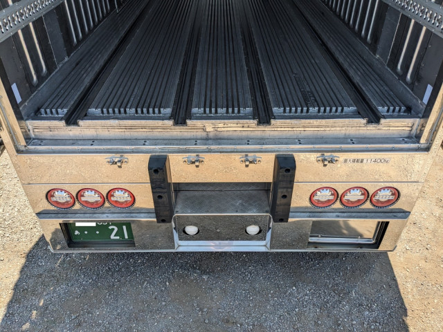 Isuzu giga Large Freezer box_body QPG-CYY77B(89513) 10枚目