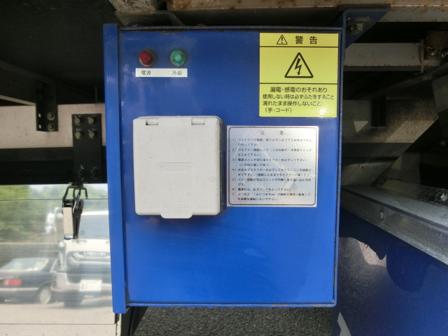 いすゞ フォワード 中型 冷凍冷蔵バン 2PG-FRR90T2(89517) 35枚目
