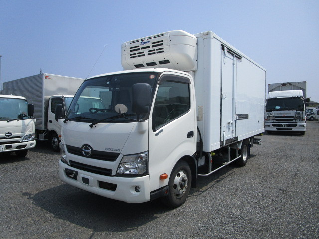 日野 デュトロ 小型 冷凍冷蔵バン TKG-XZU712M(89520) 1枚目