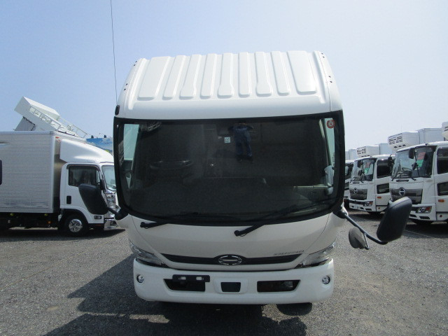 日野 デュトロ 小型 冷凍冷蔵バン TKG-XZU712M(89520) 10枚目