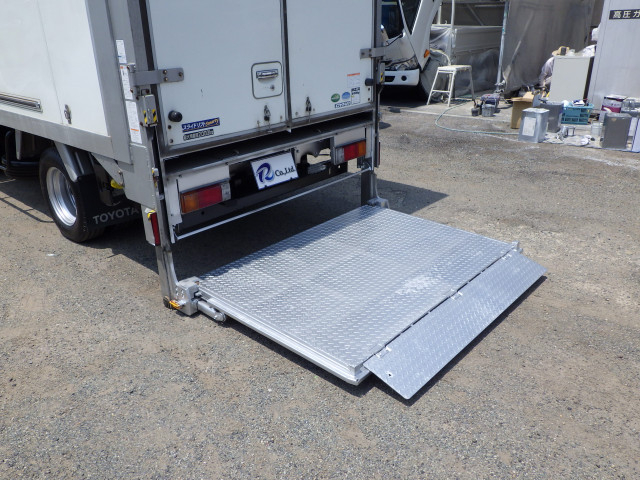 Toyota dyna Small Aluminium box body TPG-XZU605(89535) 29枚目