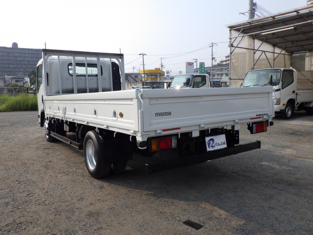 マツダ タイタン 小型 平ボディ TRG-LPR85AR(89546) 2枚目