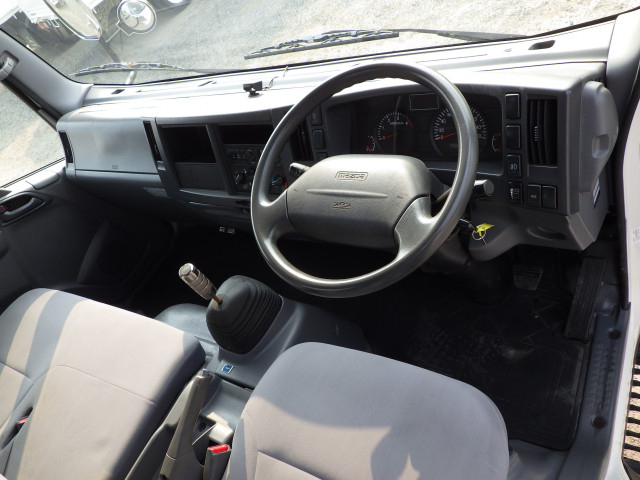 マツダ タイタン 小型 平ボディ TRG-LPR85AR(89546) 6枚目
