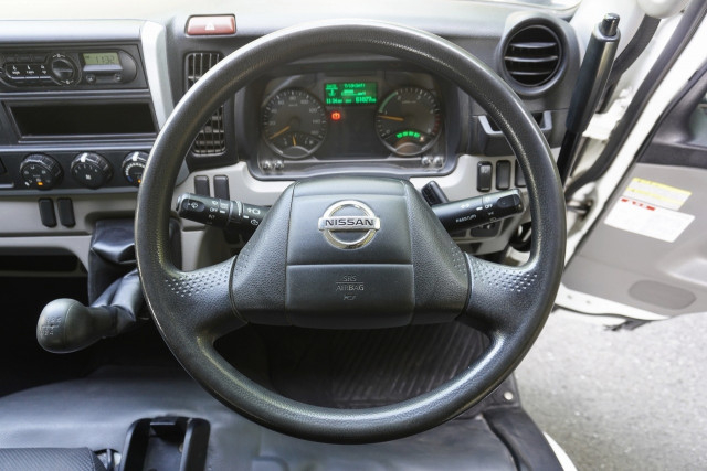 日産自動車 アトラス 小型 土砂ダンプ TRG-FBA6W(89555) 39枚目