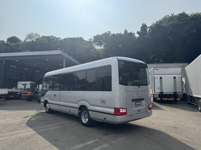 トヨタ コースター 中型 バス SKG-XZB70(89557) 4枚目