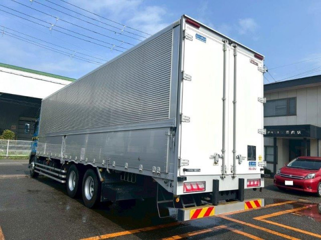 いすゞ ギガ 大型 アルミウィング 2PG-CYL77C(89559) 4枚目
