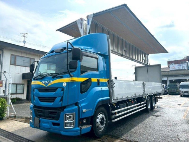 いすゞ ギガ 大型 アルミウィング 2PG-CYL77C(89559) 5枚目