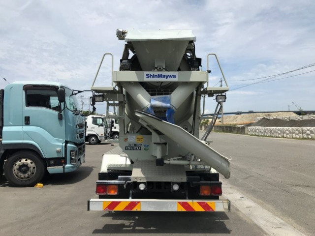 Isuzu forward 6studs large Mixer trucks LKG-FTR90S2(89564) 6枚目