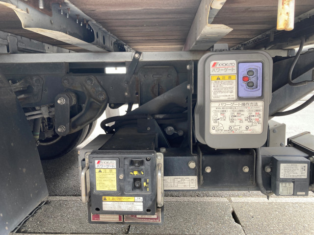トヨタ ダイナ 小型 平ボディ TPG-XZU712(89574) 15枚目