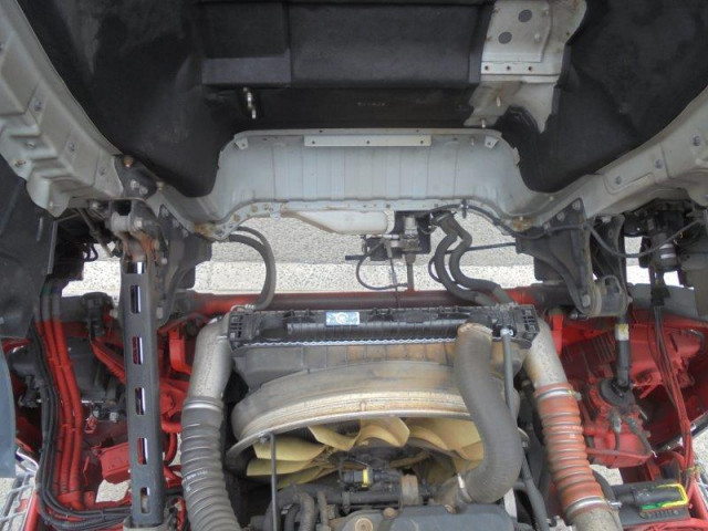 UDトラックス（日産） クオン 大型 冷凍冷蔵バン 2PG-CD5CA(89584) 21枚目