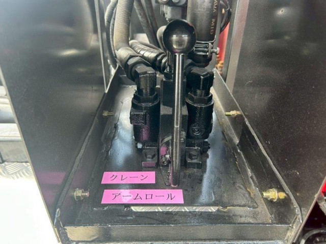 三菱ふそう ファイター 増トン コンテナ専用車 QKG-FK62FZ(89594) 17枚目