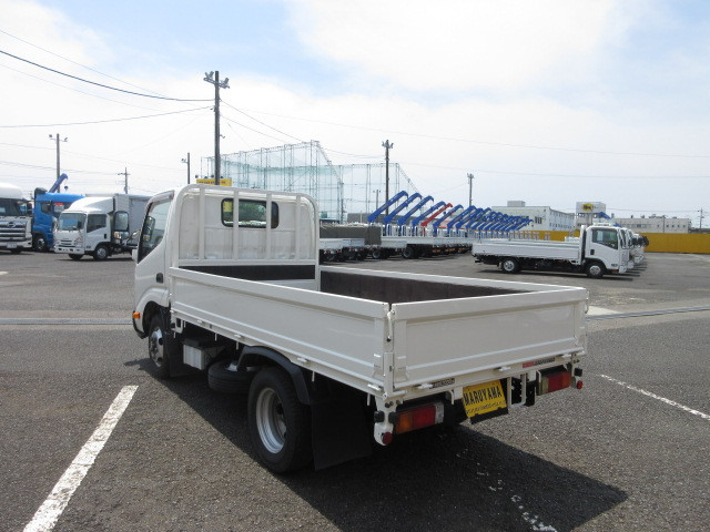 日野 デュトロ 小型 平ボディ TPG-XZU605M(89598) 3枚目