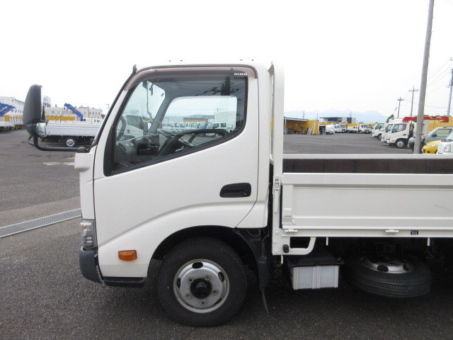 日野 デュトロ 小型 平ボディ TPG-XZU605M(89598) 31枚目