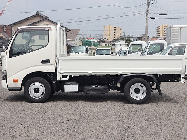 トヨタ ダイナ 小型 平ボディ TPG-XZU605(89599) 9枚目