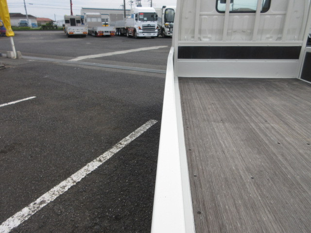 日野 デュトロ 小型 平ボディ TPG-XZU605M(89598) 46枚目