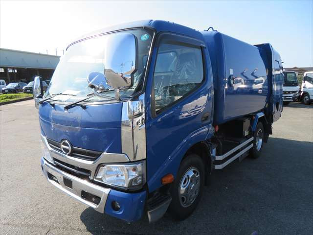 日野 デュトロ 小型 塵芥車（プレス式） TKG-XZU600X(89606) 2枚目