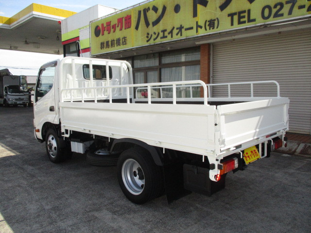 日野 デュトロ 小型 平ボディ TKG-XZU675M(89608) 30枚目