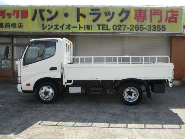 日野 デュトロ 小型 平ボディ TKG-XZU675M(89608) 31枚目