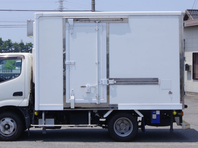 日野 デュトロ 小型 冷凍冷蔵バン TKG-XZC605M(89610) 20枚目