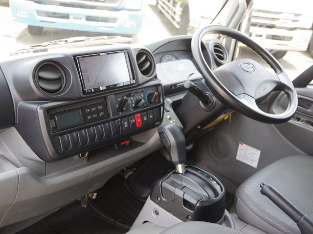 日野 デュトロ 小型 冷凍冷蔵バン TKG-XZC605M(89610) 29枚目