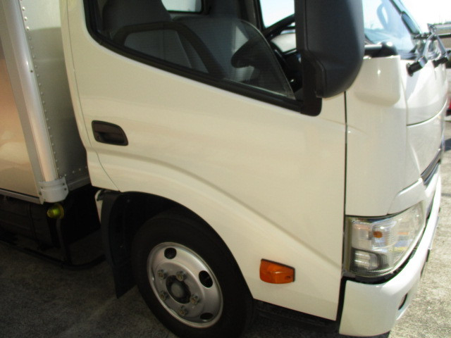 トヨタ ダイナ 小型 アルミバン TKG-XZU605(89613) 38枚目