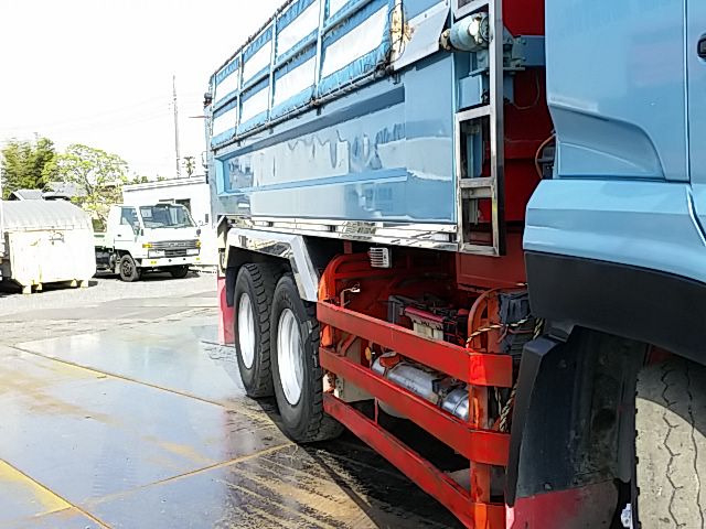 UDトラックス（日産） クオン 大型 土砂ダンプ ADG-CW4XL(9323) 43枚目