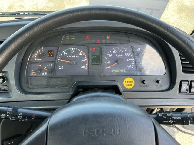 いすゞ ギガ 大型 トラクタ QKG-EXD52AD(32766) 33枚目