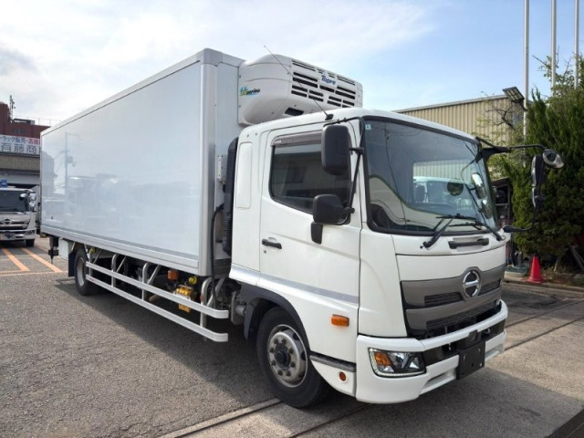 日野 レンジャー 増トン 冷蔵冷凍バン 2KG-FE2ABG(110446) 2枚目