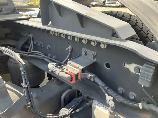 日産自動車 クオン 小型 トラクタ（シングル） 2PG-GK5AAD(89644) 18枚目