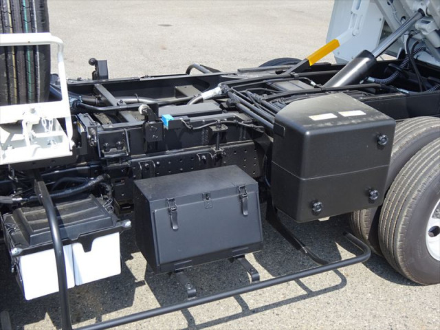 トヨタ ダイナ 小型 塵芥車（プレス式） 2KG-XZU605A(89664) 5枚目