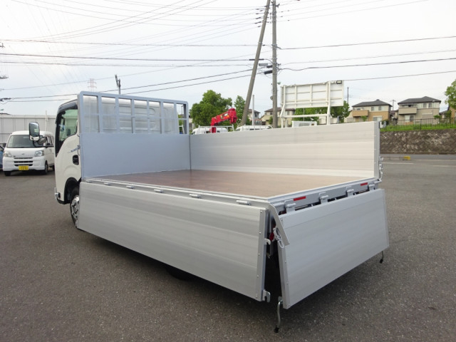 UDトラックス（日産） カゼット 小型 平ボディ 2RG-BJR88AM(89667) 6枚目