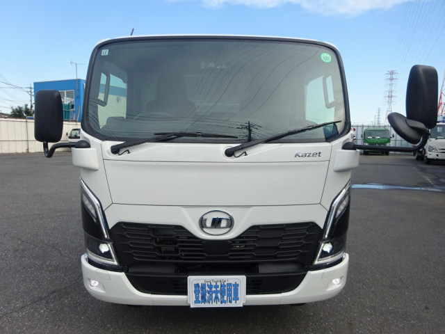 UDトラックス（日産） カゼット 小型 平ボディ 2RG-BJR88AM(89667) 7枚目