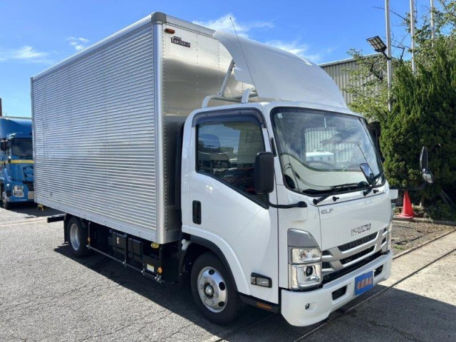 いすゞ エルフ 小型 アルミバン 2RG-NPR88AN(89673) 2枚目