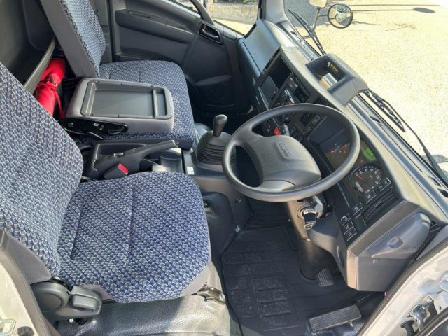 いすゞ エルフ 小型 アルミバン 2RG-NPR88AN(89673) 18枚目