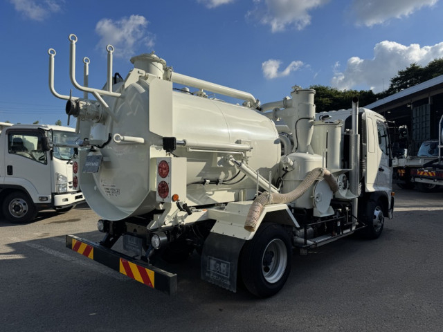 日野 レンジャー 中型 バキュームカー 2KG-FD2ABA(89675) 3枚目