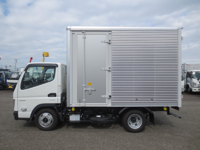 三菱ふそう キャンター 小型 アルミバン 2RG-FBA20(89678) 9枚目