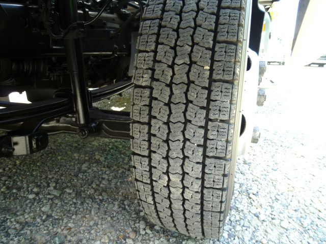 日野 レンジャー 中型 冷凍冷蔵バン 2KG-FD2ABG(89677) 44枚目