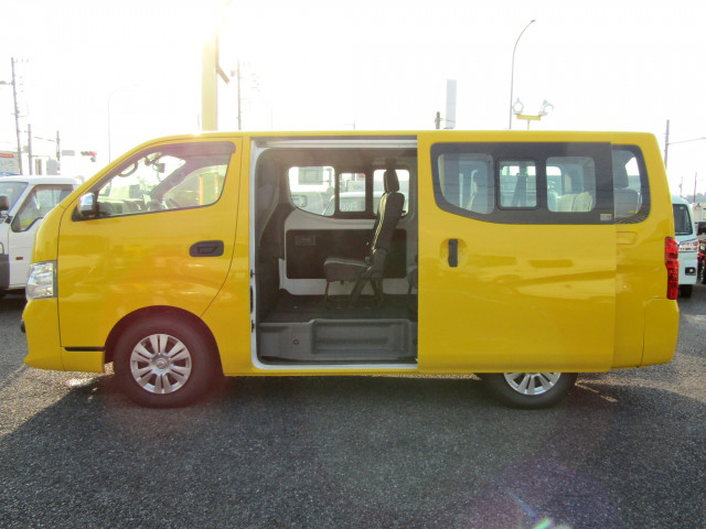 日産自動車 キャラバン 小型 バス CBA-KS2E26(89697) 4枚目