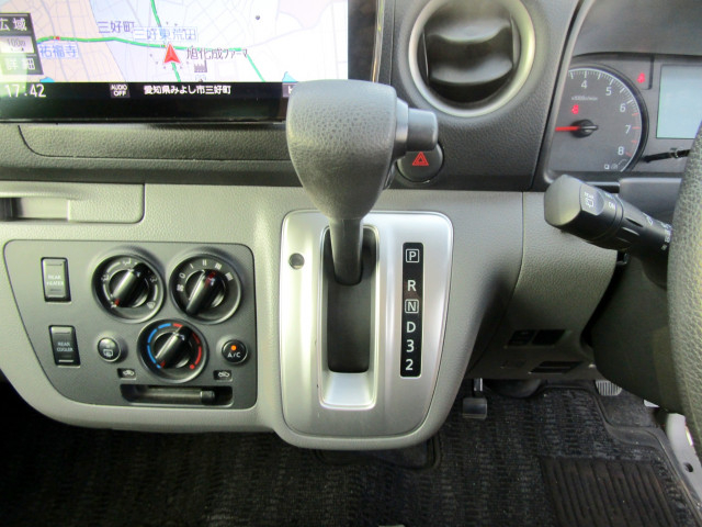 日産自動車 キャラバン 小型 バス CBA-KS2E26(89697) 17枚目