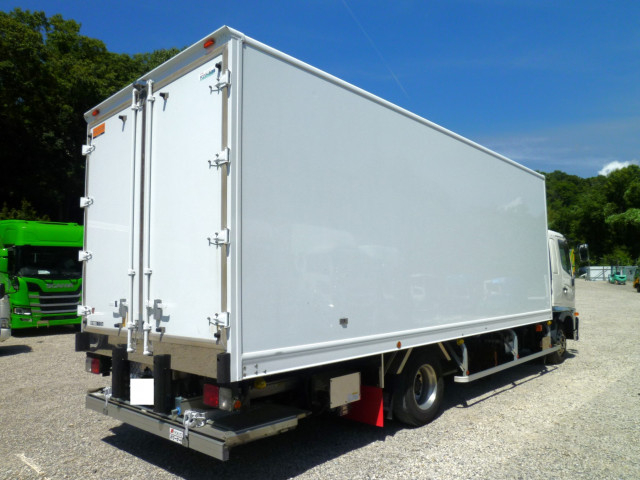 日野 レンジャー 中型 冷凍冷蔵バン 2KG-FD2ABG(89699) 4枚目