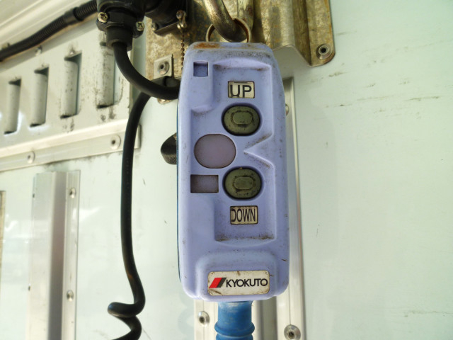 日野 レンジャー 中型 冷凍冷蔵バン 2KG-FD2ABG(89699) 23枚目
