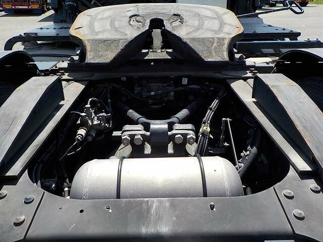 日野 プロフィア 大型 トラクタ QKG-SH1EDAG(6830) 19枚目
