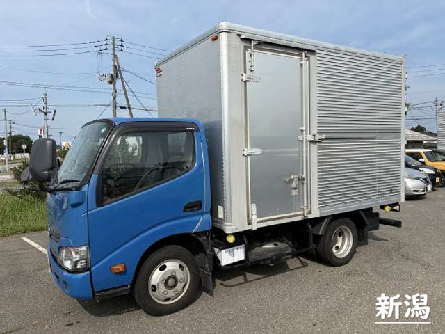 日野 デュトロ 小型 アルミバン TKG-XZU605M(89714) 1枚目