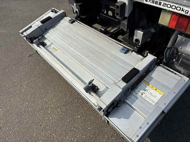 いすゞ エルフ 小型 アルミバン TRG-NMR85AN(89715) 16枚目