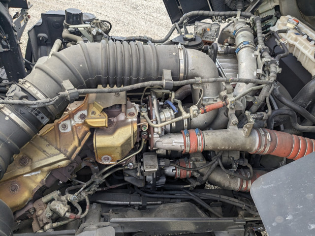 日野 プロフィア 大型 冷凍冷蔵バン 2DG-FW1AHJ(89748) 49枚目