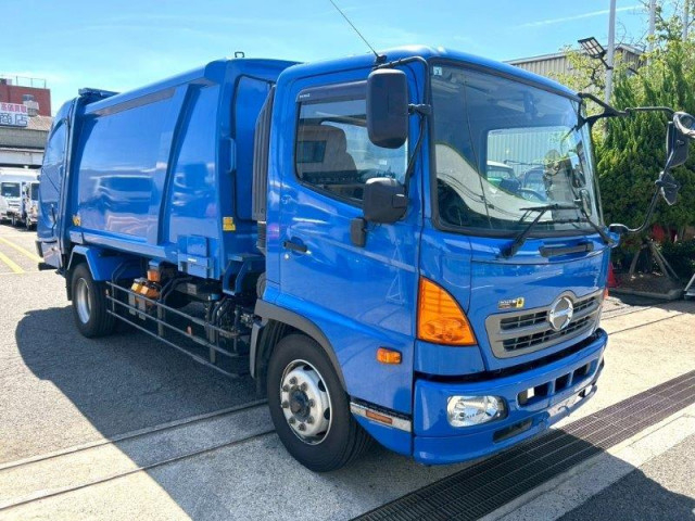日野 レンジャー 増トン 塵芥車（プレス式） QKG-FJ7GAA(89752) 2枚目
