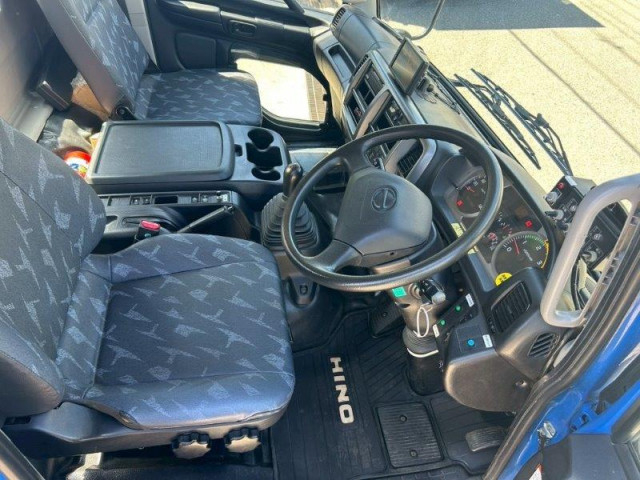 日野 レンジャー 増トン 塵芥車（プレス式） QKG-FJ7GAA(89752) 39枚目