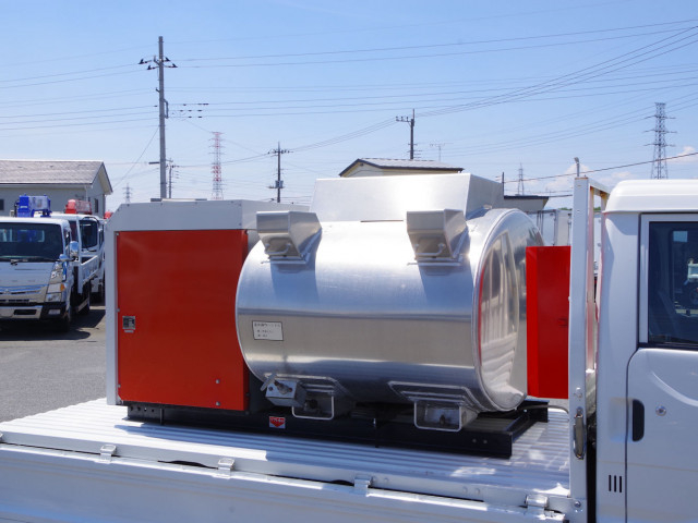 マツダ ボンゴ 小型 タンクローリー DBF-SLP2L(89761) 9枚目