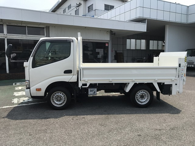 トヨタ ダイナ 小型 平ボディ ABF-TRY220(89764) 4枚目